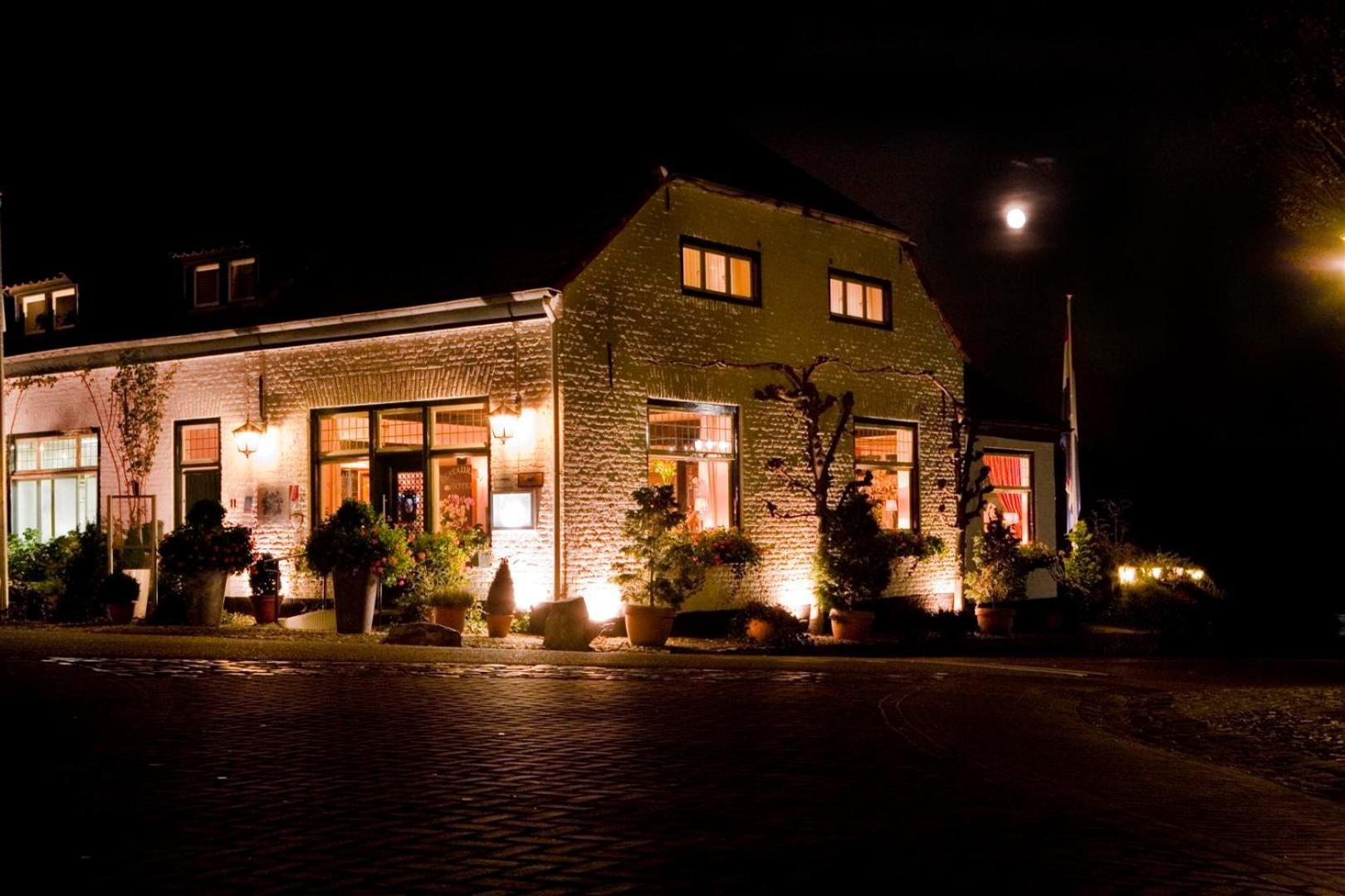 Het Maashotel Broekhuizen  エクステリア 写真