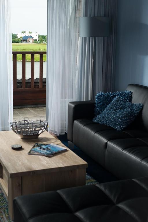 Het Maashotel Broekhuizen  エクステリア 写真
